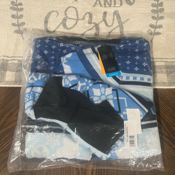 Brand New Overwatch Blue Sweater XL - Picture 5 of 5